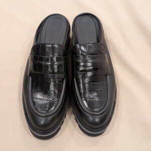 M. Gemi Elsa black crocodile leather lug sole platform loafers - Women's sz 8